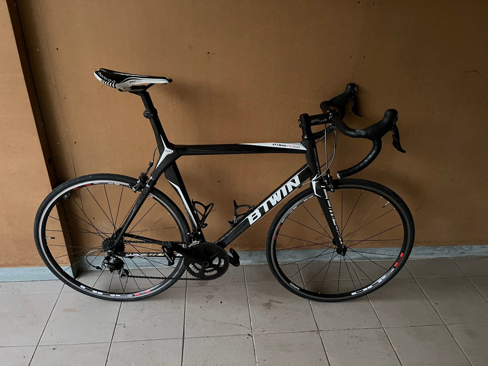 Btwin carbone, Vélos & Vélomoteurs, Vélos | Vélos de course, Enlèvement, Comme neuf, Carbone