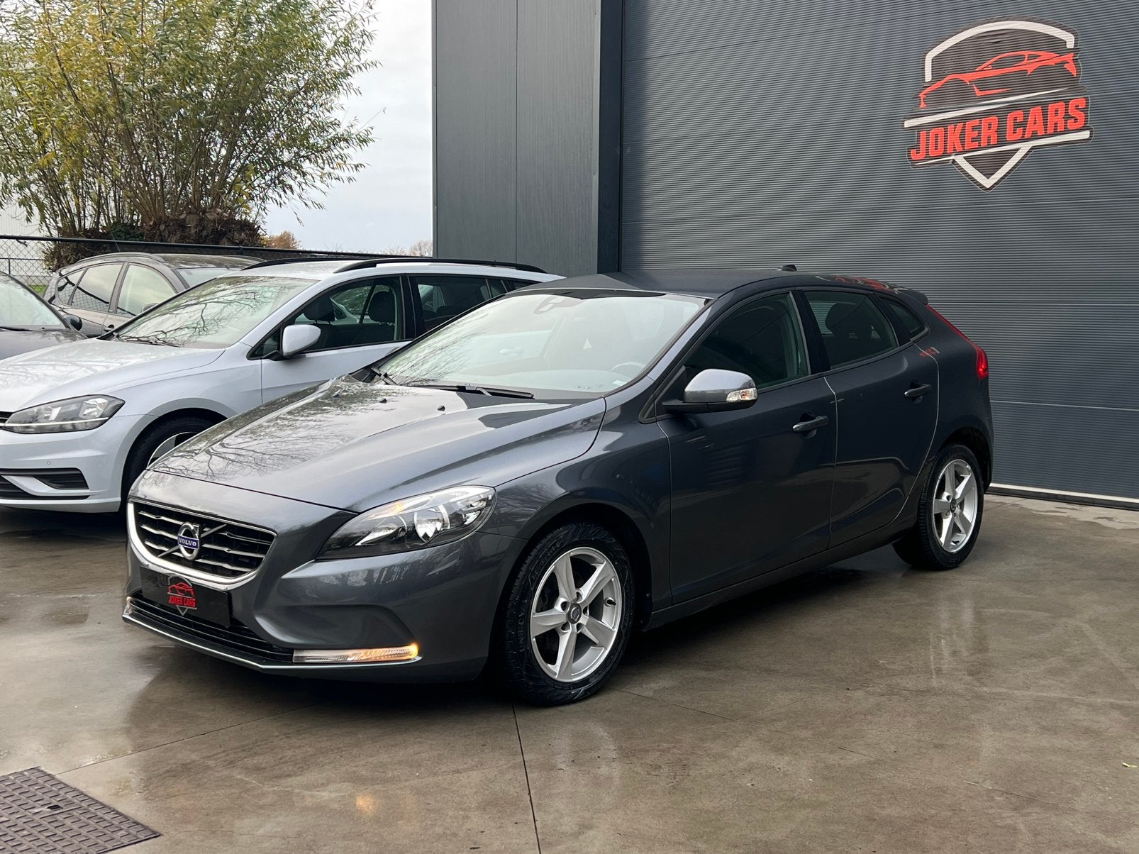 Volvo V40 D2 1.6D Navi Airco CruiseCntrl 88gCo2, Auto's, Volvo, 4 cilinders, https://public.car-pass.be/vhr/d0a6598b-b04b-4cc1-9097-2cda2010bd5d?lang=nl