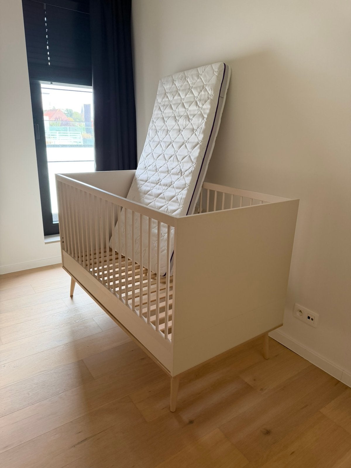Kinderbed 140 op 70cm + matrax, Kinderen en Baby's, Kinderkamer | Complete kinderkamers, Ophalen, Zo goed als nieuw