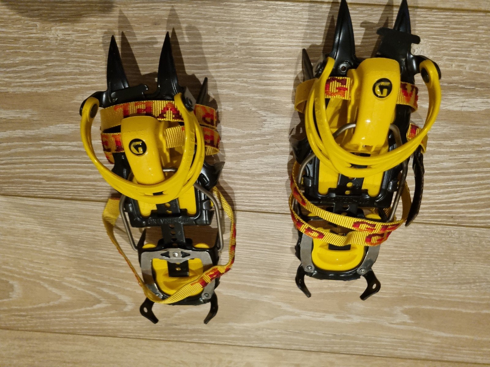 Crampons, Ophalen