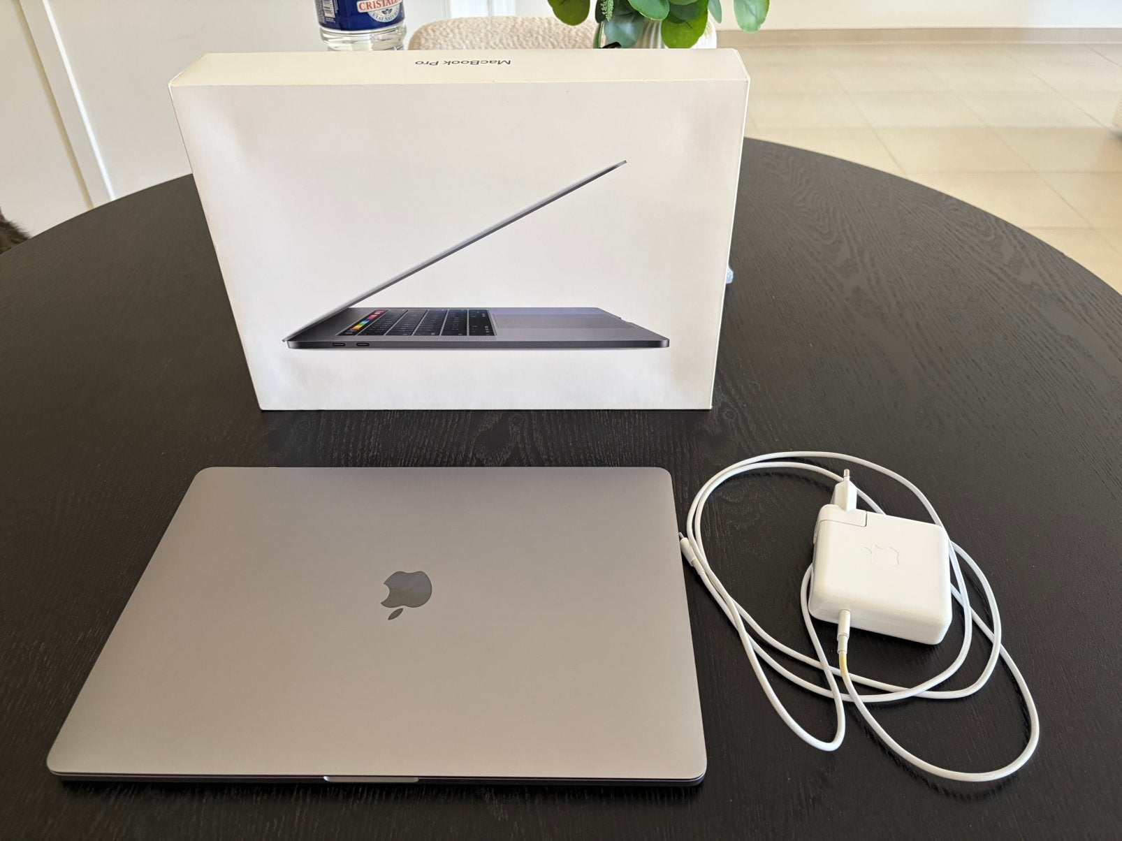 MacBook Pro 15" 2019 – Très bon état – 500€, Ophalen, 15 inch, Zo goed als nieuw, MacBook
