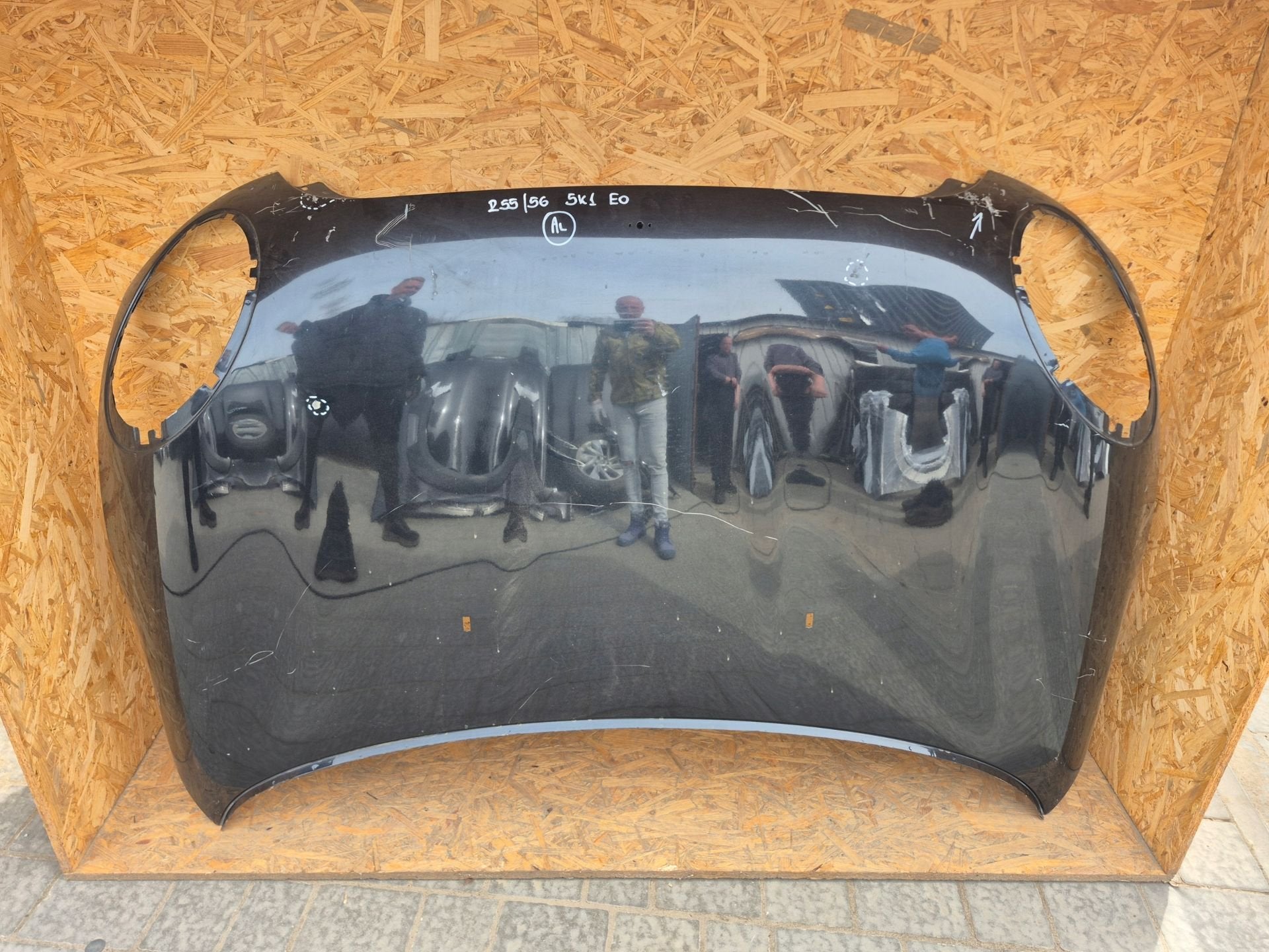 Capot Mini Cooper R55 R56 2006-2014, Autos : Pièces & Accessoires, Customer.service@mini.co.uk, Capot moteur, BMW AG, Petuelring 130
80788  Munich, DE