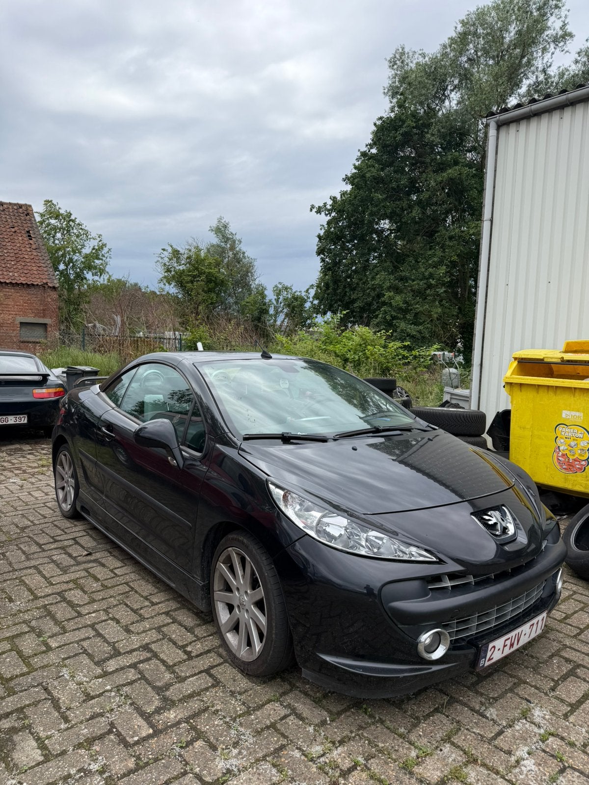 Peugeot 207 CC 1.6 VTi Benzine + Airco , Zetelverwarming, Auto's, Peugeot, Cabriolet, Zwart, Handgeschakeld, Particulier