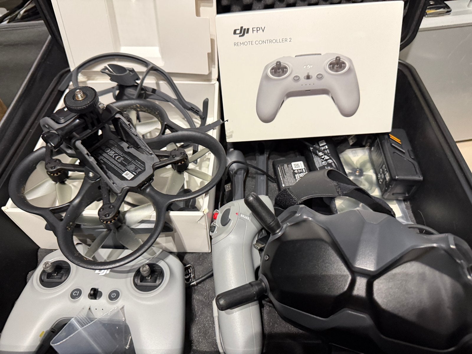 Kit FPV complet DJI Avata - Goggles V2 Remote 2 + Motion, Enlèvement, Comme neuf, DJI