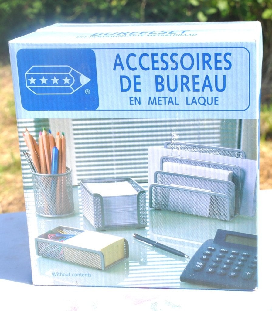 boites avec 4 accessoires de bureau neuf en metal noir, Enlèvement ou Envoi, Neuf