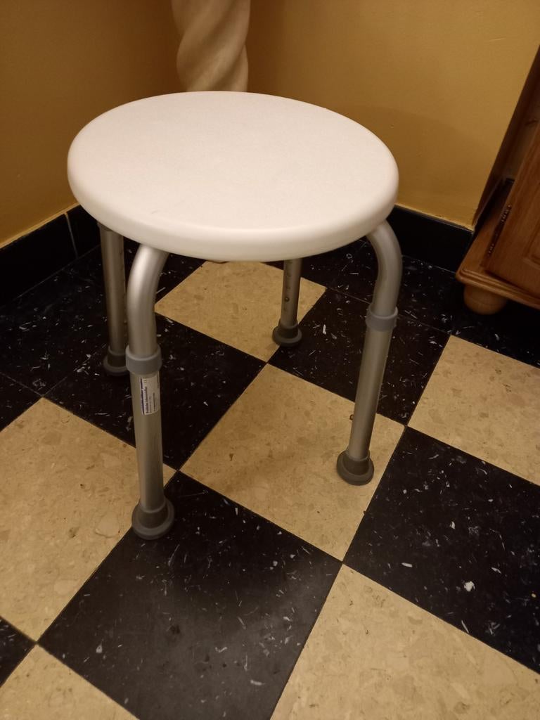 chaise de salle de bain pour invalide, Divers, Matériel Infirmier, Enlèvement