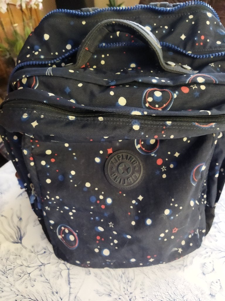 sac à dos kipling Galaxy, Bijoux, Sacs & Beauté, Sacs | Cartables, 40 à 50 cm, Enlèvement ou Envoi, 30 à 40 cm, Comme neuf