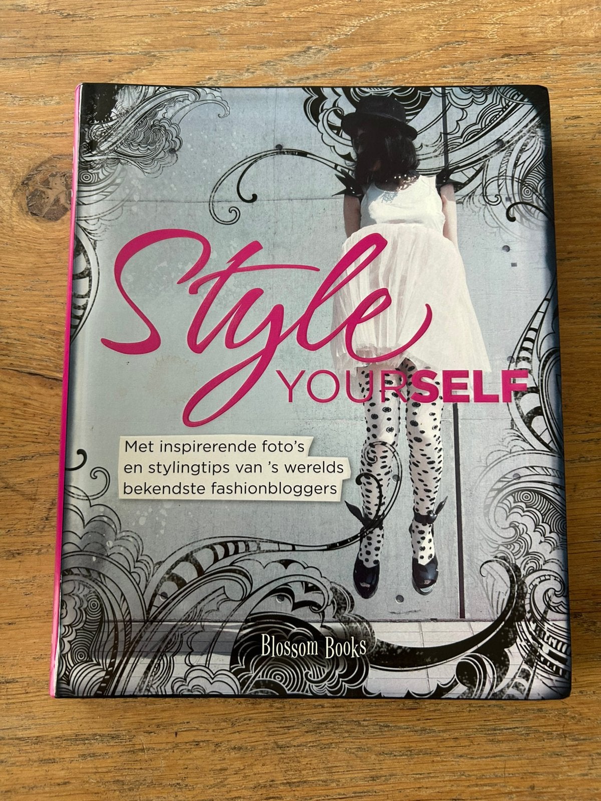 Style yourself, Livres, Enlèvement ou Envoi, Comme neuf, Mode en général