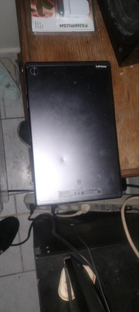 Lenovo tablet, Computers en Software, Monitoren, Ophalen