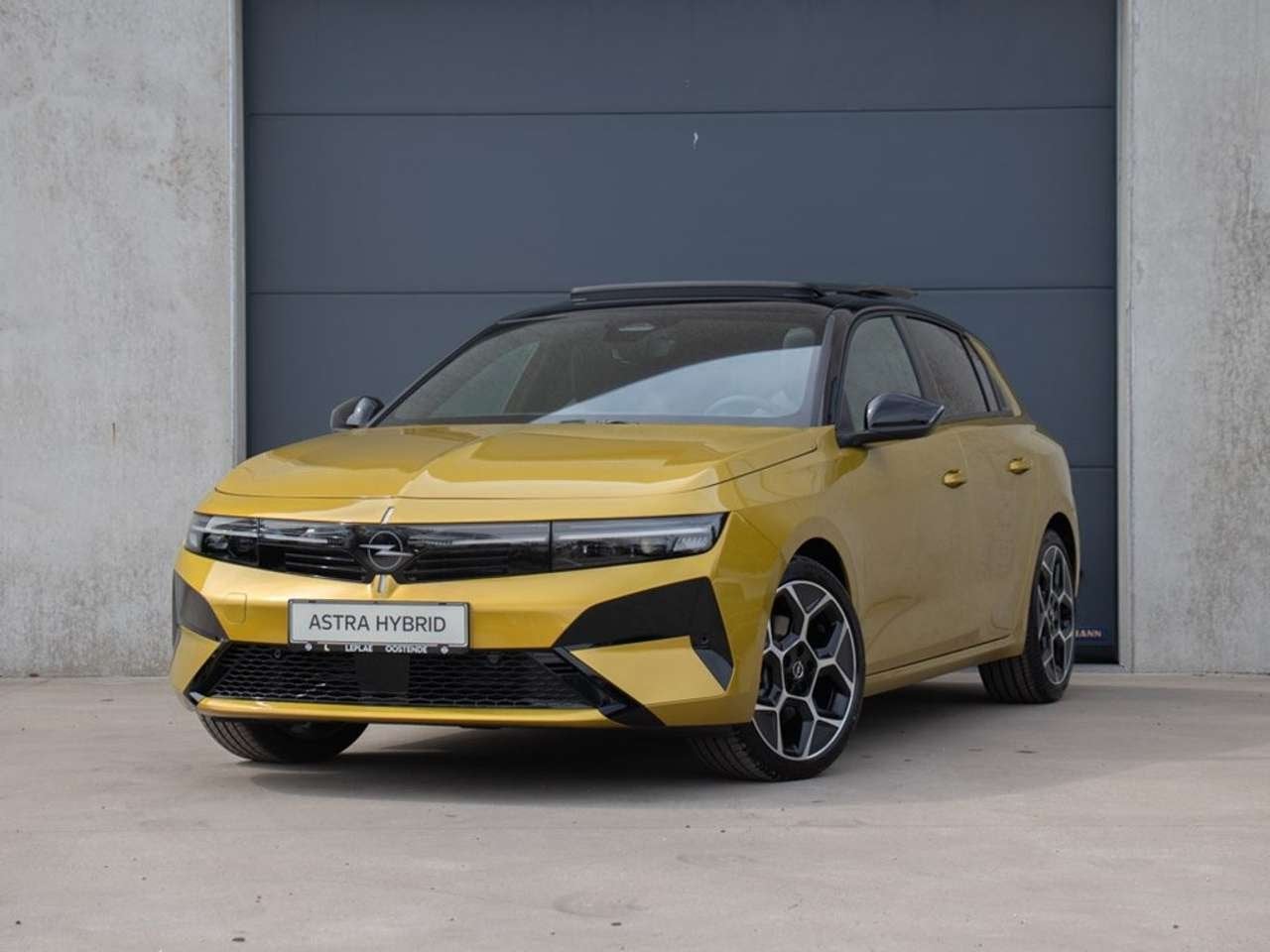 Opel Astra 1.2 MHEV 145PK ULTIMATE PANO DAK|ALCANTARA|HUD|K, 0 kg, 145 ch, Achat, Détection des panneaux routiers