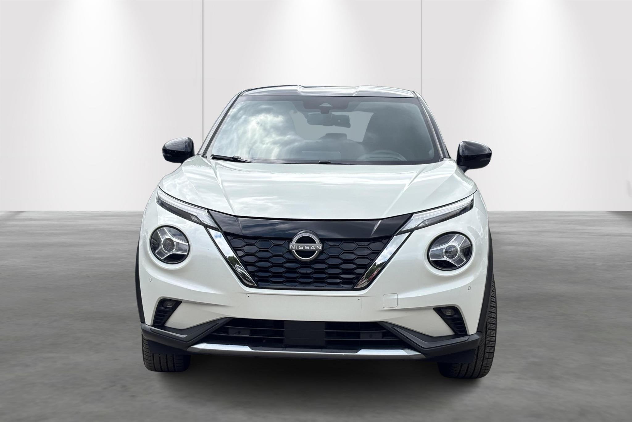 Nissan Juke 1.6 Hybrid 145 N-Design, Gebruikt, 4 cilinders, 1600 cc, Wit