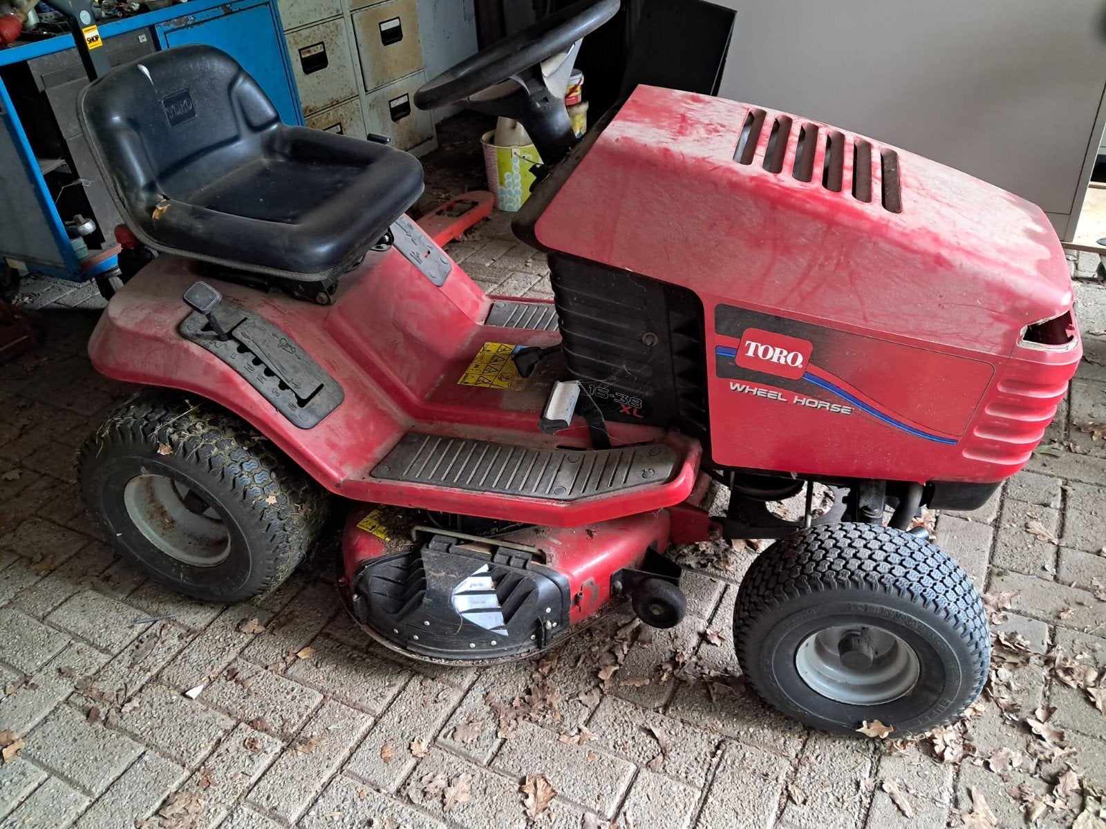 Zitmaaier wheel horse toro, Ophalen