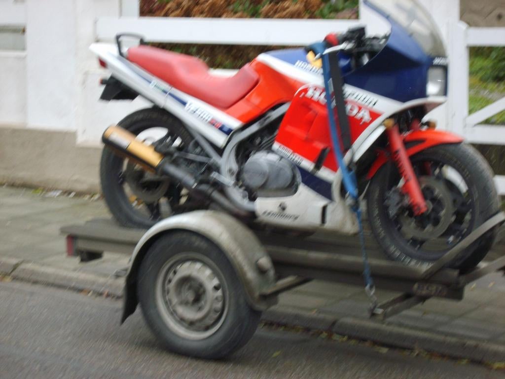 Transport motos tout modèles., Enlèvement