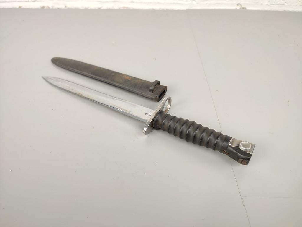 Zwitserse M1957 bajonet, Verzamelen, Militaria | Algemeen, Ophalen of Verzenden, ., ., .
