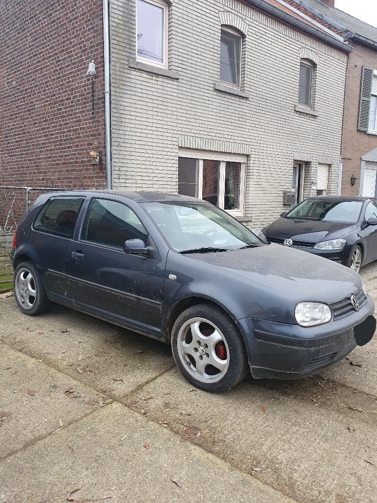 Vw golf IV 1.4 benzine, Auto's, Voorwielaandrijving, Zwart, 4 cilinders, Cruise Control