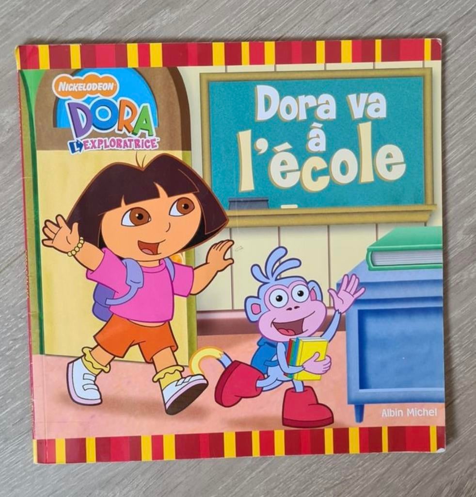 Livre dora va à l’école, Livres, Enlèvement ou Envoi, Utilisé