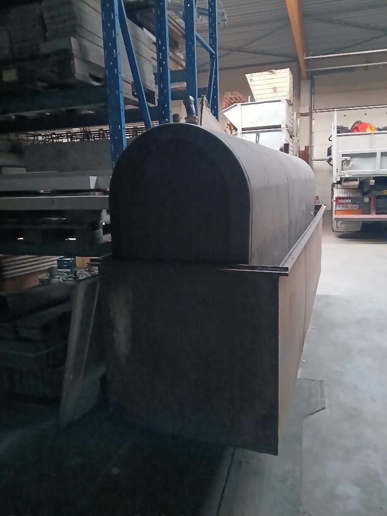 mazouttank met lekbak, Ophalen, Gebruikt