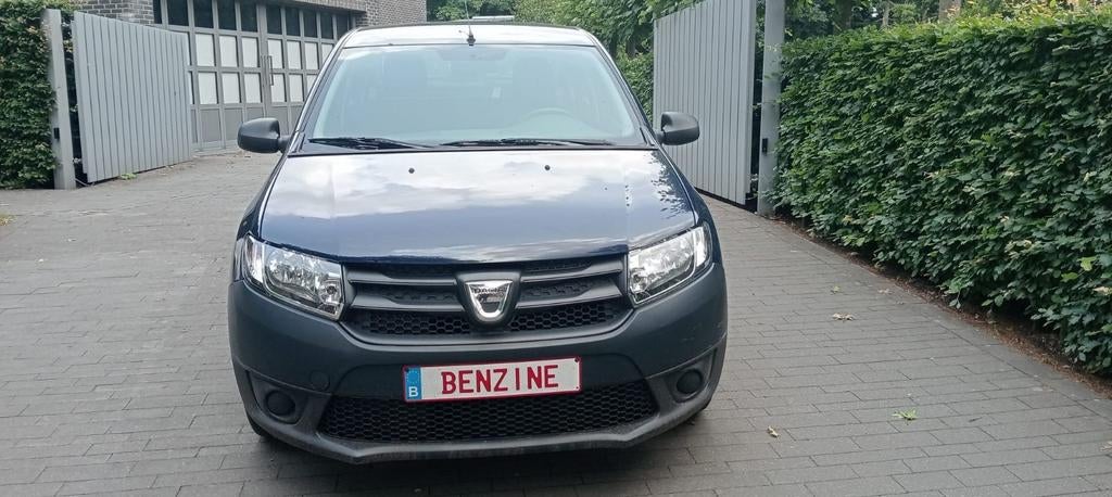 Dacia Logan bouwjaar 2014 van tweede eigenaar, Auto's, Voorwielaandrijving, Stof, 135 g/km, 4 cilinders