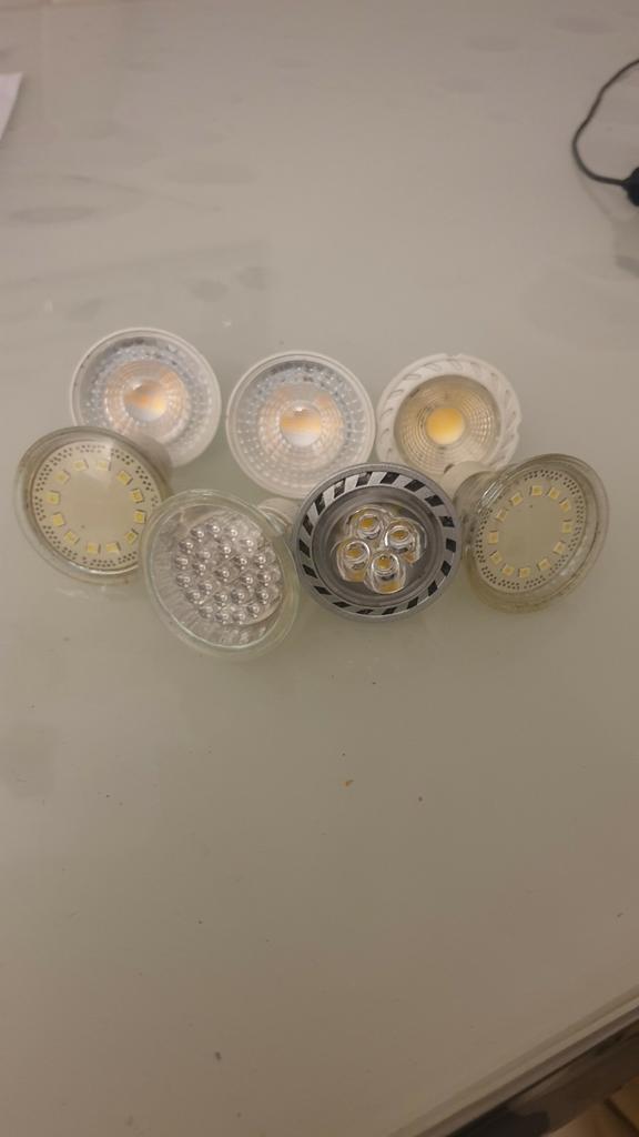 Leds a prise speciale, Ophalen of Verzenden