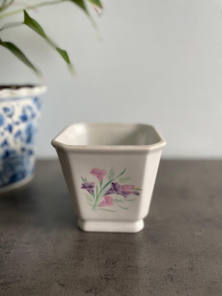 Vintage porseleinen cache-pot uit Frankrijk, Antiek en Kunst, Ophalen