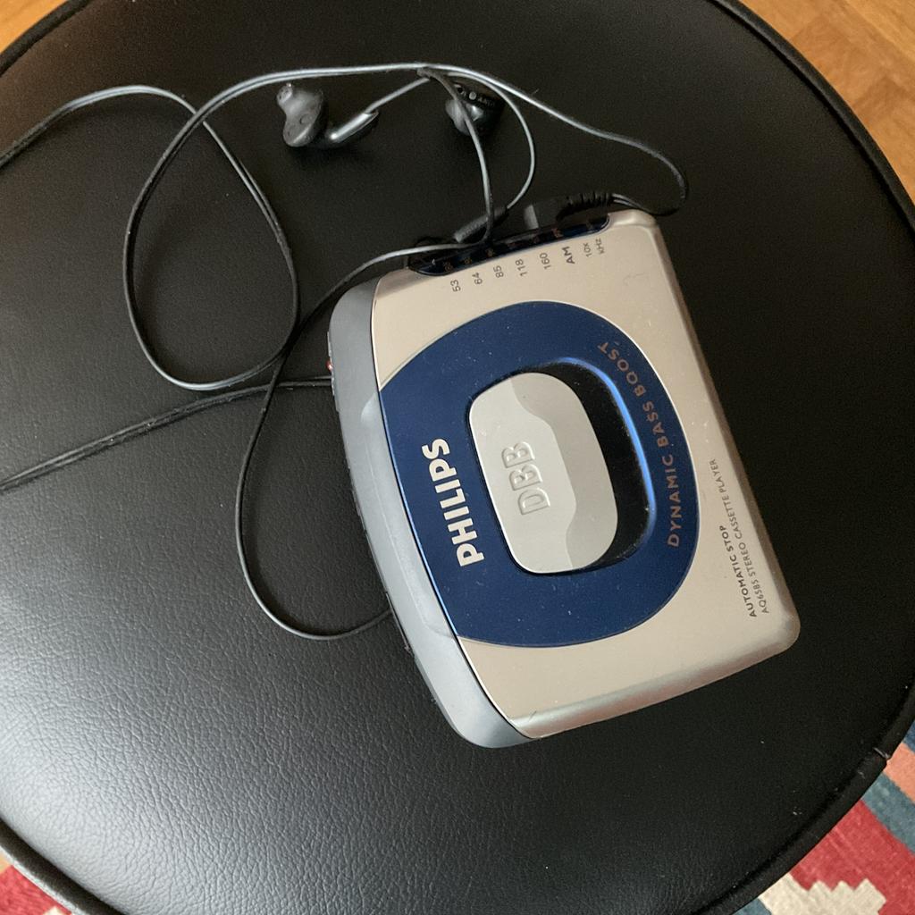 Walkman vintage cassette player tape and radio tuner Philips, Enlèvement ou Envoi