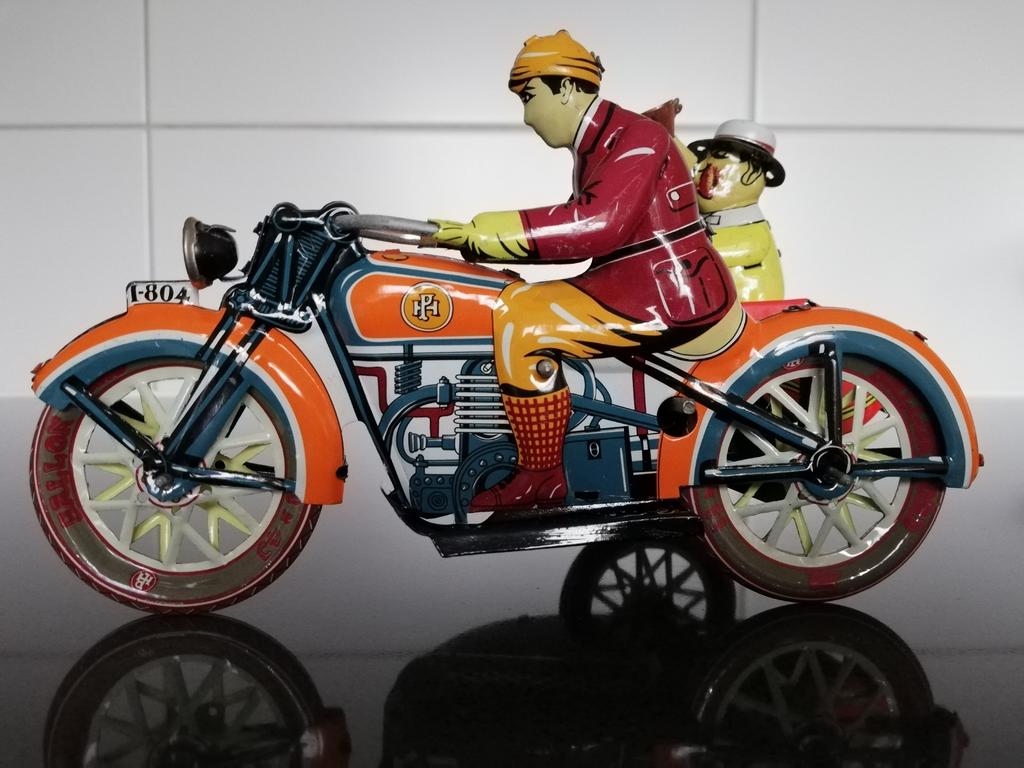Sidecar en étain, Enlèvement ou Envoi