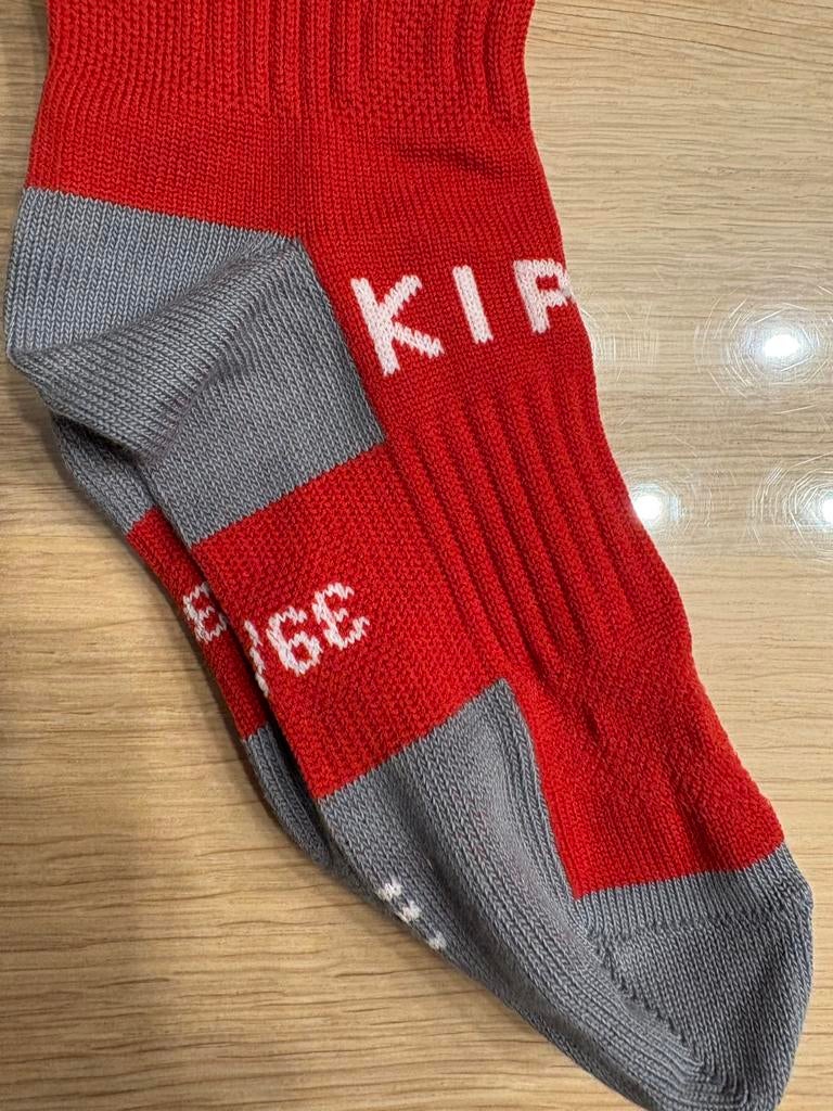 Kipsta - voetbalsokken / kousen Viralto rood - Maat 39/41, Ophalen, Jongen of Meisje, Kipsta, Zo goed als nieuw