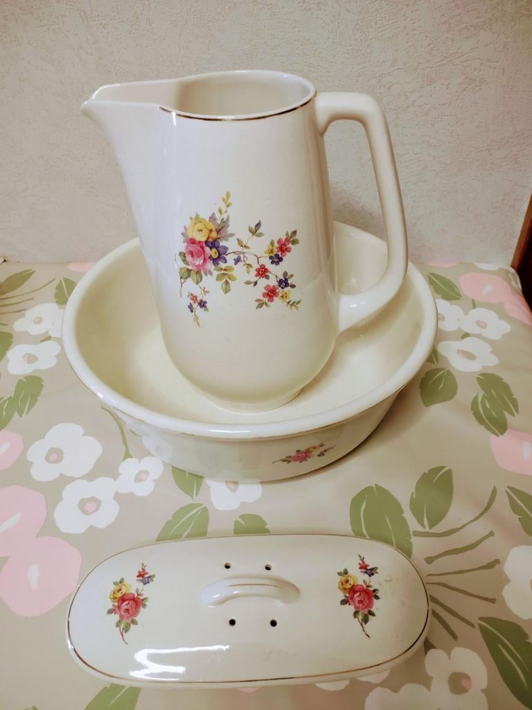 Oude waskom met kan en kammenschaaltje., Antiek en Kunst, Ophalen