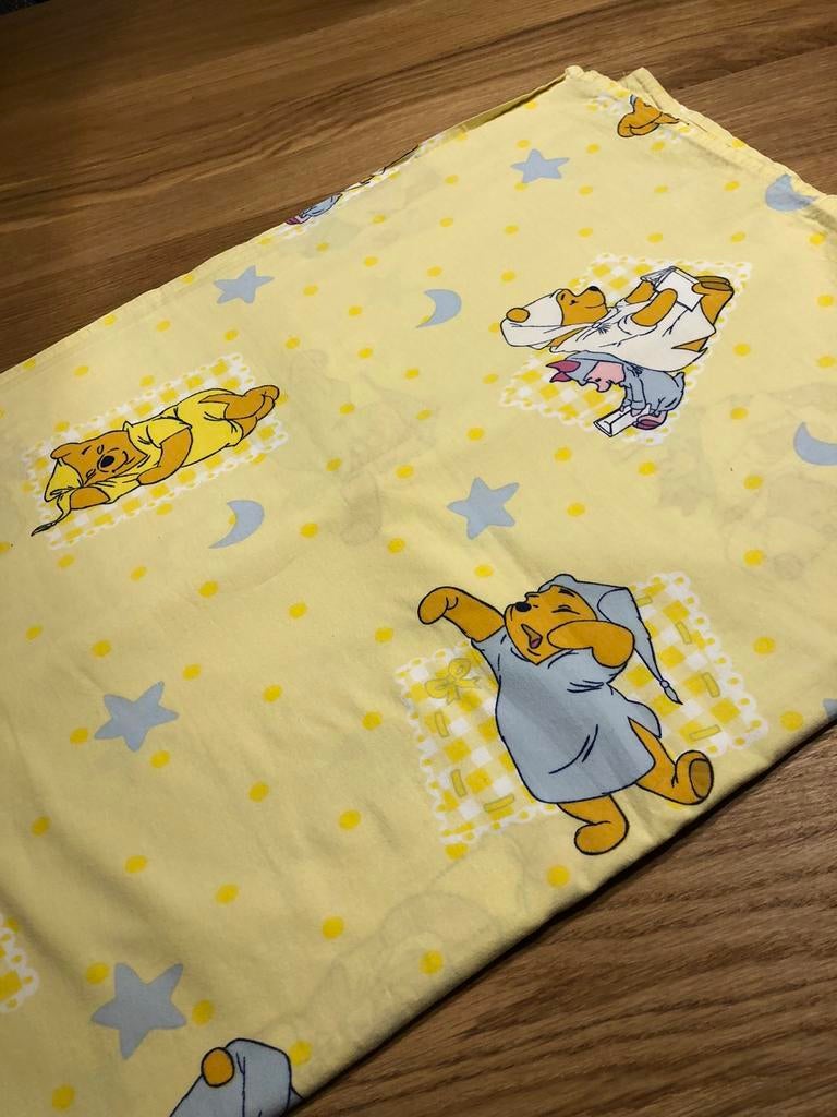 Drap de lit WINNIE L'OURSON, Enlèvement ou Envoi, Comme neuf, Jaune, Garçon ou Fille
