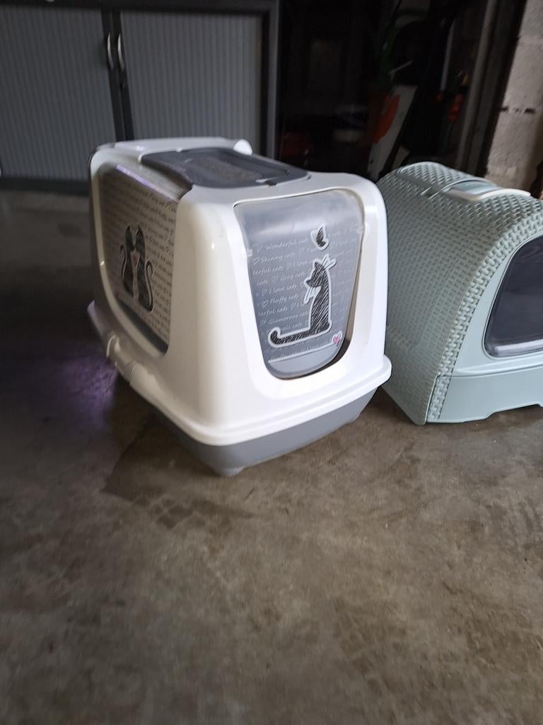 Kattenbak, Ophalen, Gebruikt, Gesloten