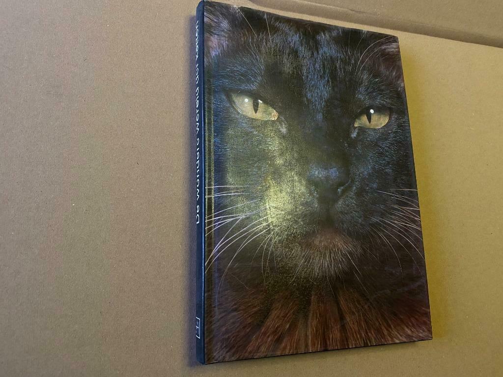 Artis Historia "De wondere wereld der katten", Boeken, Ophalen, Zo goed als nieuw, Artis Historia, Plaatjesalbum