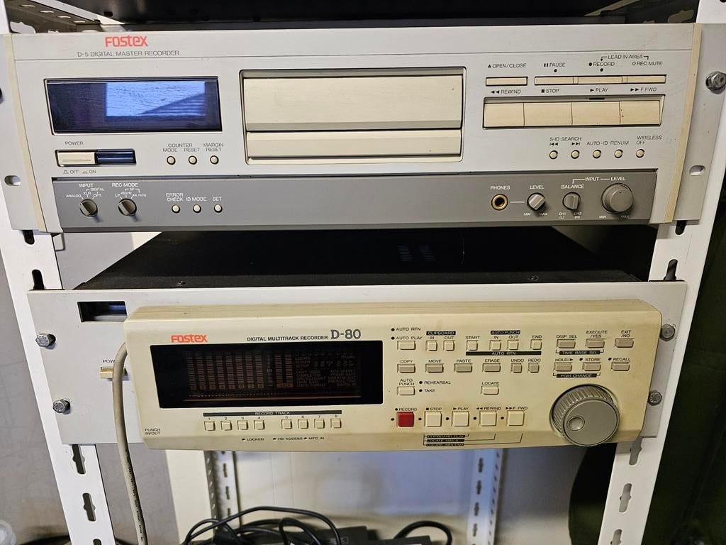 Cd recorders, Enlèvement