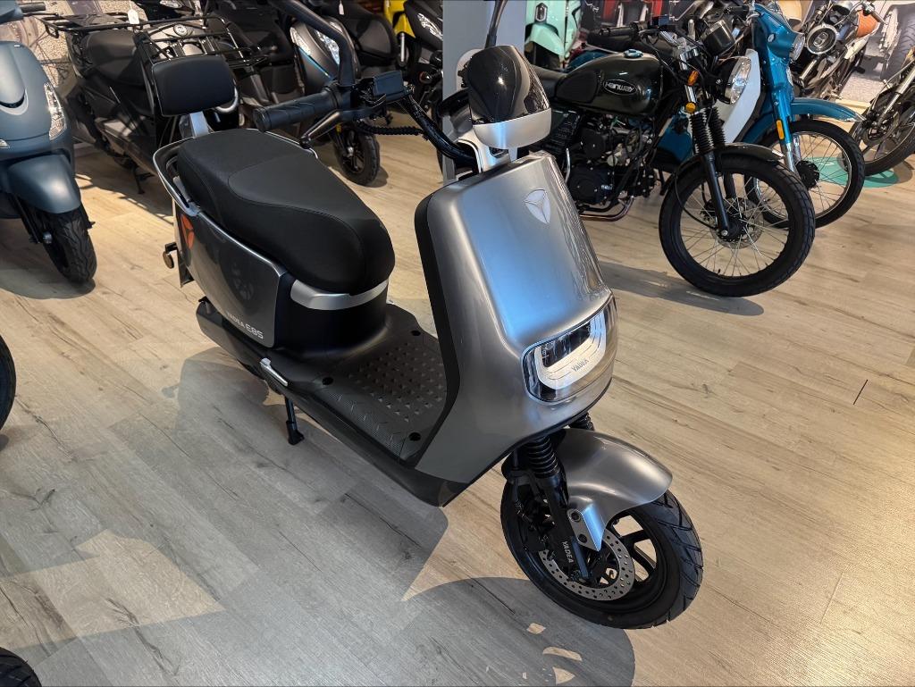 Trottinette Yadea, Neuf, Autres modèles, Enlèvement, Classe A (25 km/h)