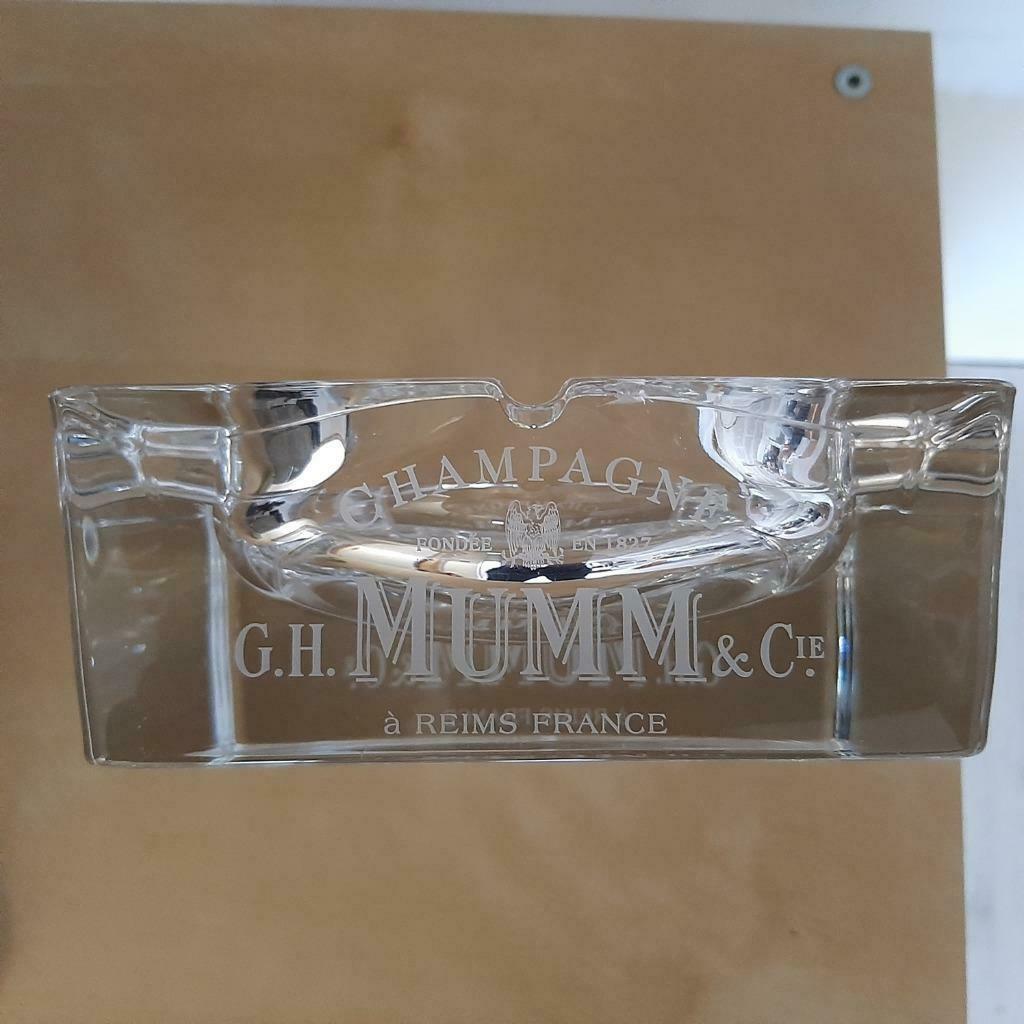 champagne MUMM grand cendrier cristal, Verzamelen, Ophalen of Verzenden, Zo goed als nieuw, Overige typen