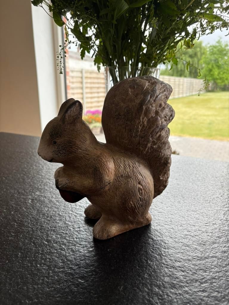 Eekhoorn, Tuin en Terras, Ophalen, Zo goed als nieuw