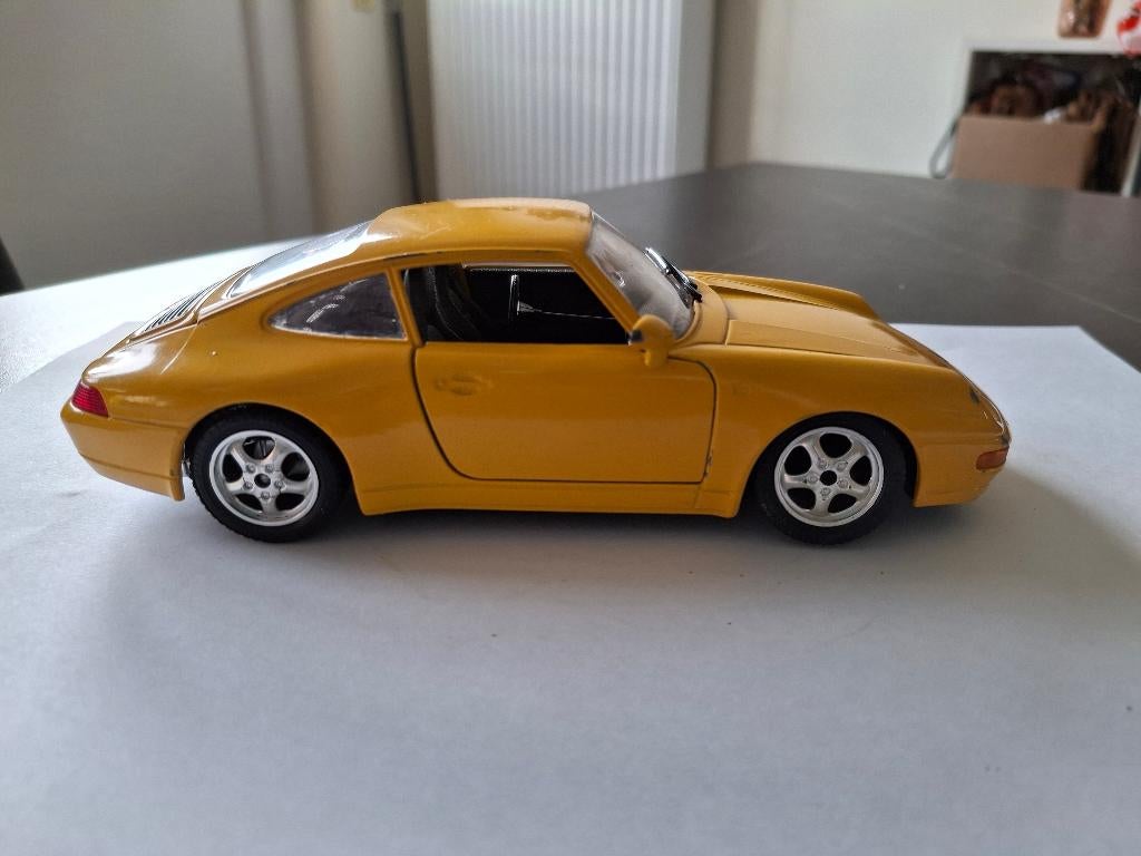 Burago Porsche Carrera 911 1993 1/24, Ophalen, Gebruikt, Auto, Burago