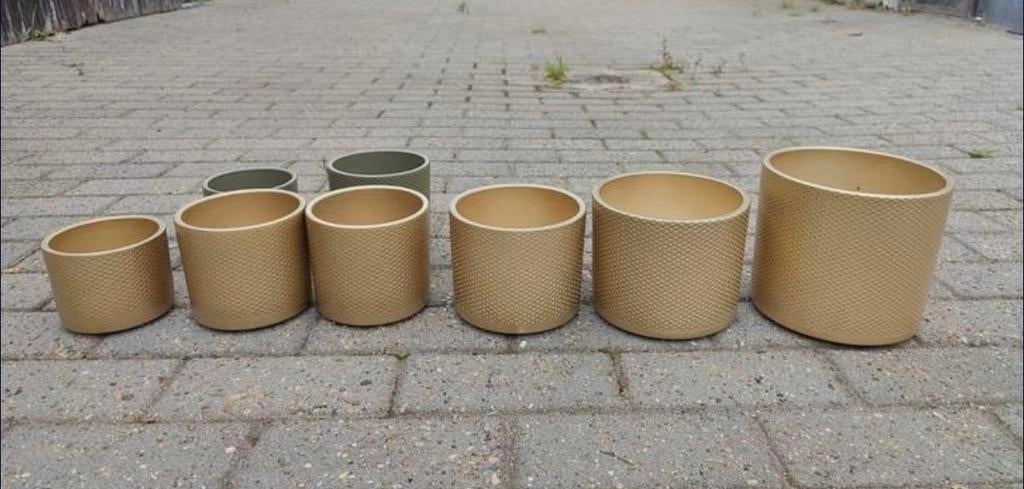 Bloempotten Mica, Tuin en Terras, Bloembakken en Plantenbakken, Zo goed als nieuw, Ophalen