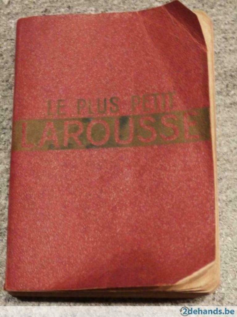 Le plus petit Larousse-Maart 1946, Ophalen of Verzenden, Gelezen