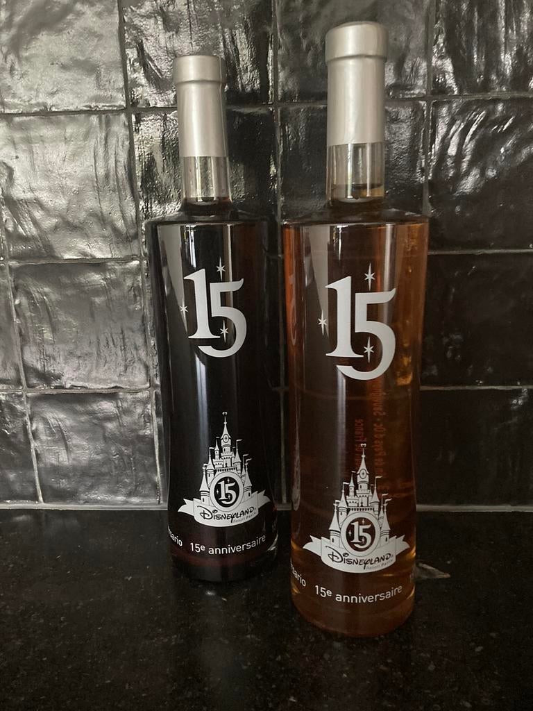Fles rode en witte wijn  Disney land Parijs - 15 jaar, Ophalen of Verzenden, Nieuw