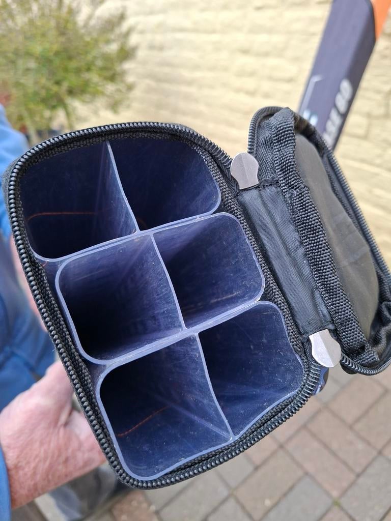 Colmic power kit case, Enlèvement