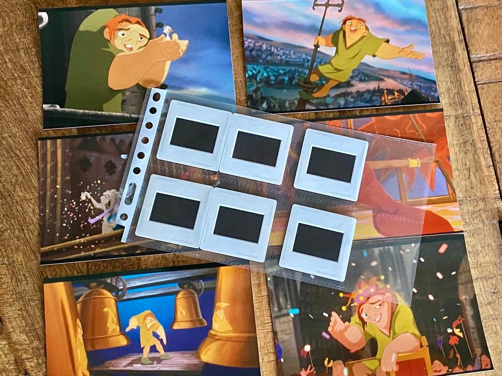 Persfoto’s De klokkenluider van de Notre Dame +brief 🎞️📄🎥, Ophalen of Verzenden, Zo goed als nieuw