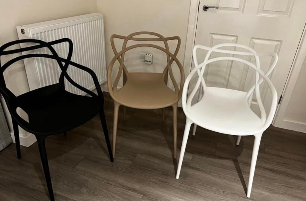 KRUK EN STOEL IN KARTELL-STIJL, Ophalen