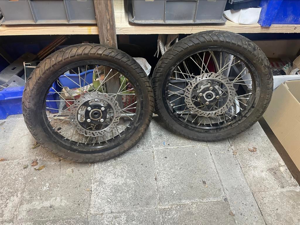 Orion dirt bike velgen en banden nieuw, Ophalen