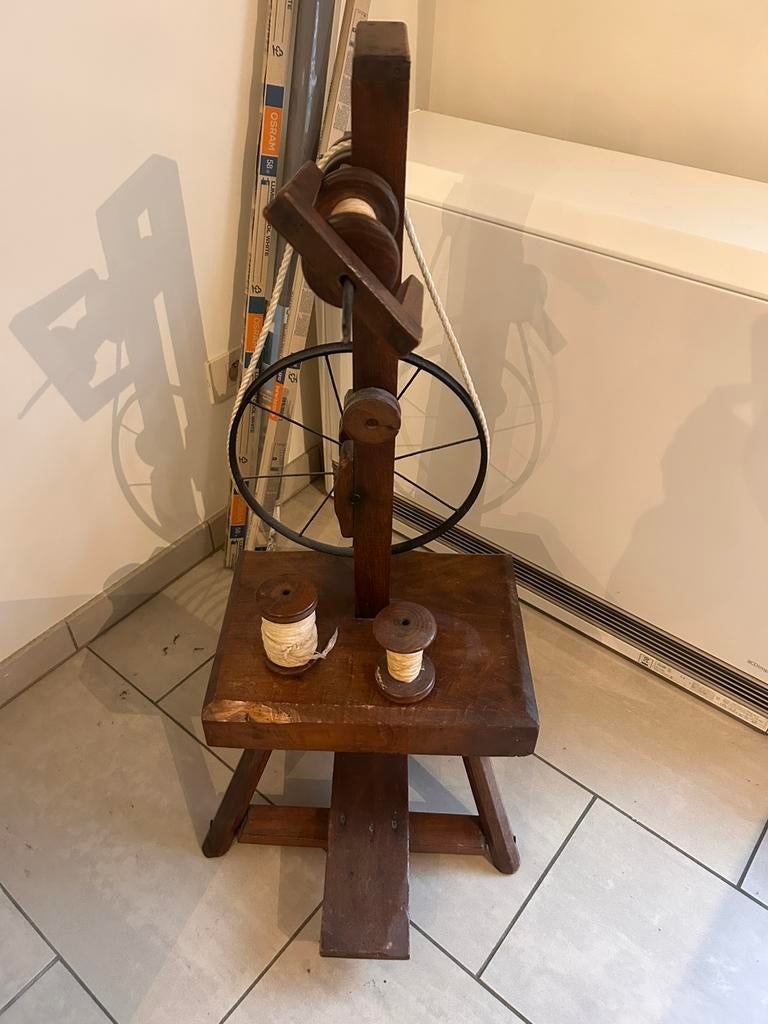 Antiek spinnenwiel, Hobby en Vrije tijd, Ophalen, Gebruikt, Spinnewiel