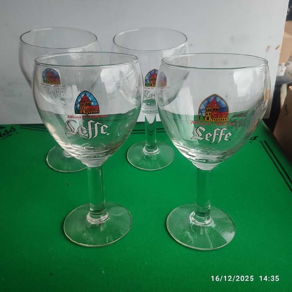 4 LEFFE 50 CL bierglazen., Ophalen, Zo goed als nieuw, Glas of Glazen, Leffe