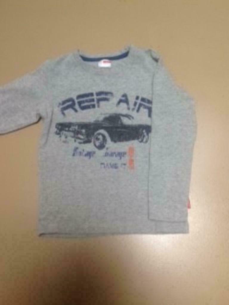 Grijze longsleeve met auto print repair - 116 - t-shirt lang, Ophalen of Verzenden, Zo goed als nieuw, Jongen, Shirt of Longsleeve