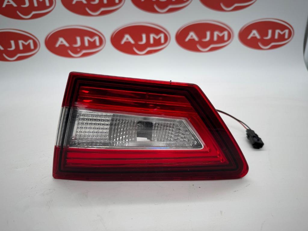 Feu arrière droit  hayon Renault Clio 4, Enlèvement, Utilisé, Renault
