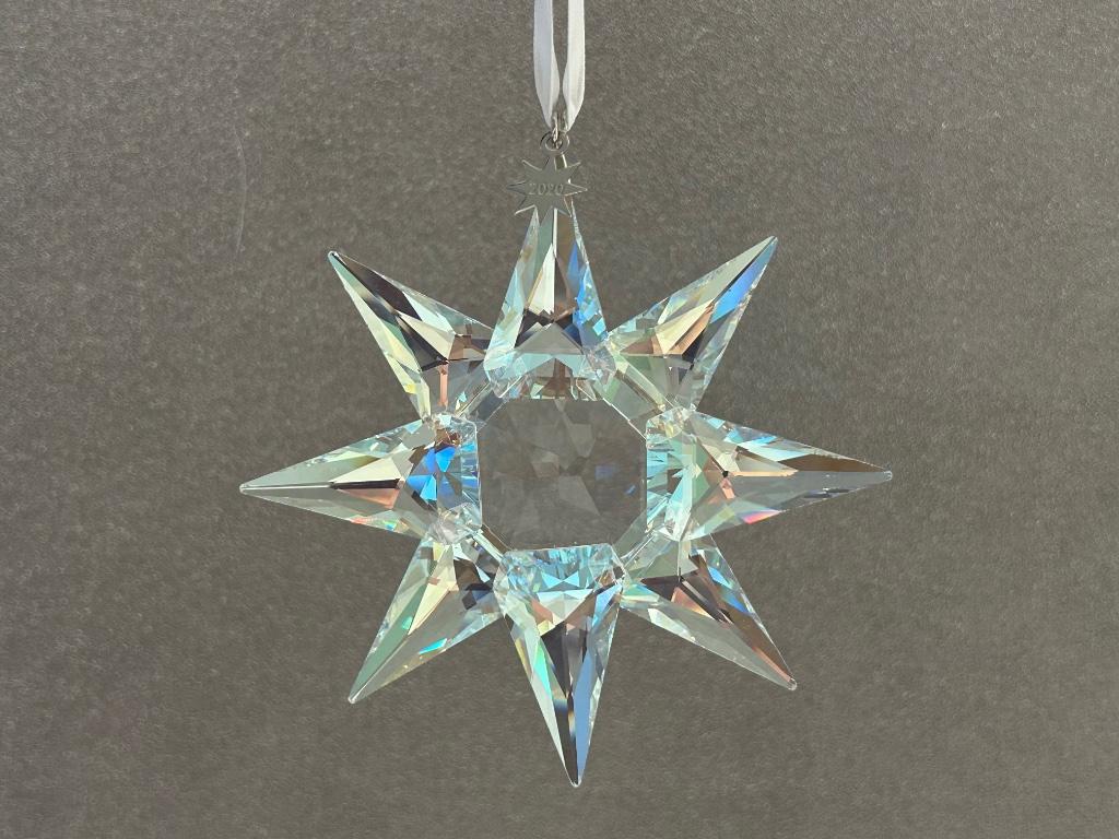 Swarovski Jubileum Ornament Kerstster, Limited Edition 2020, Enlèvement ou Envoi, Neuf, Figurine