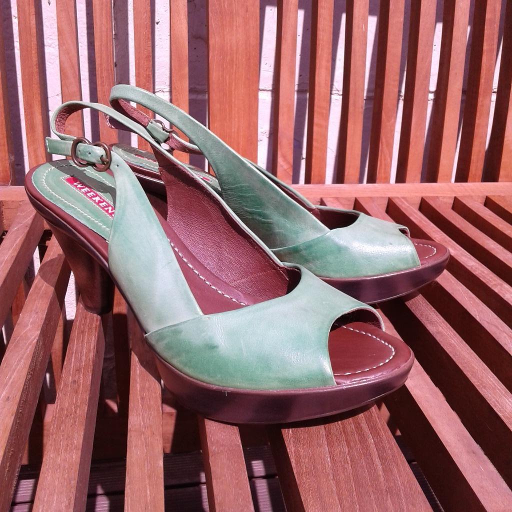 Groene lederen sandalen - Weekend - maat 37, Kleding | Dames, Ophalen, Sandalen of Muiltjes, Zo goed als nieuw, Weekend
