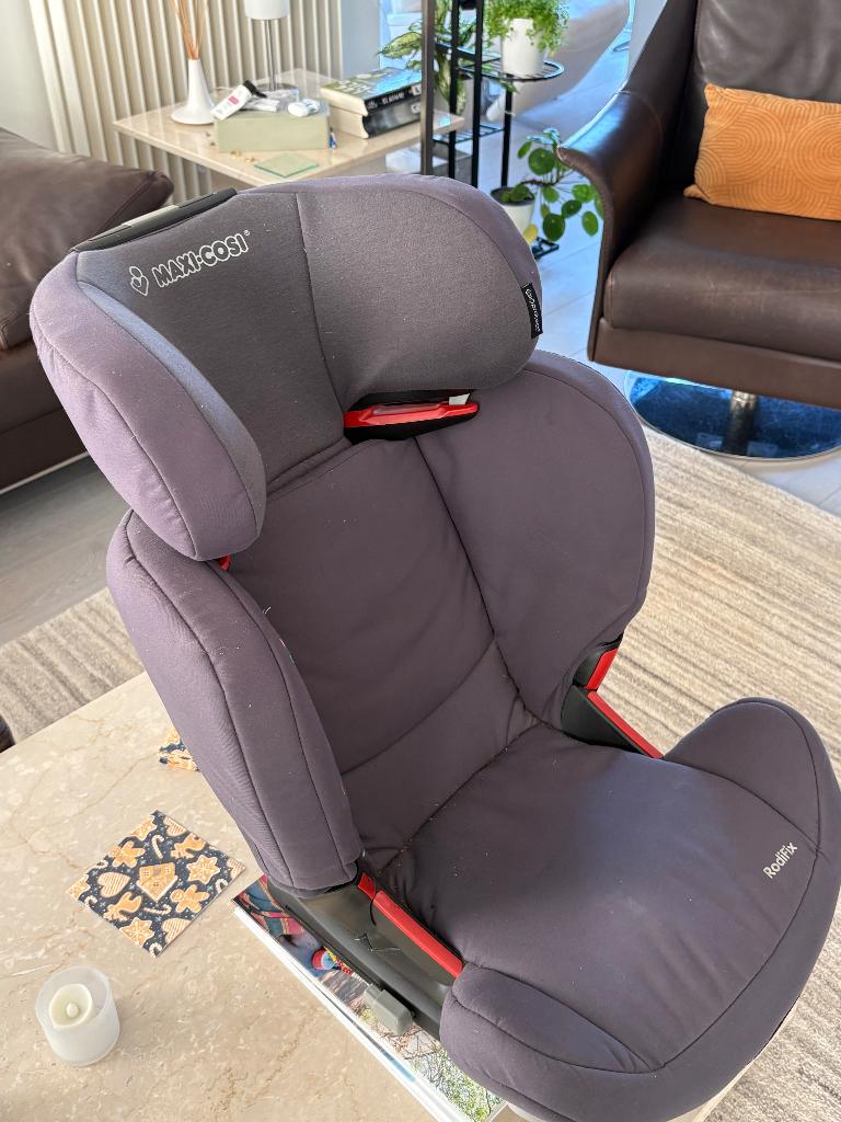 Autostoel maxicosy met isofix, Ophalen, Gebruikt, 0 t/m 18 kg, Zijbescherming